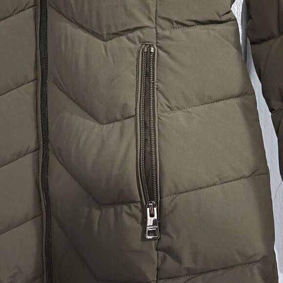 Andrew Marc women's Jacket medium NWT Large - Picture 2 of 13